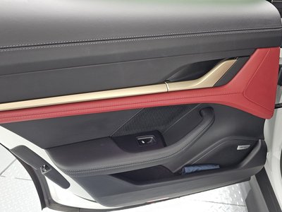 2023 Porsche TAYCAN — миниатюра 15