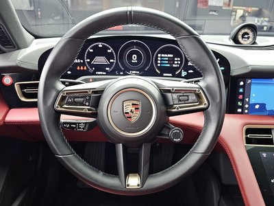 2023 Porsche TAYCAN — миниатюра 19