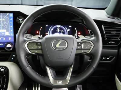 صورة مصغرة 17 لـ 2024 Lexus NX
