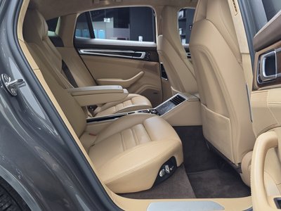 صورة مصغرة 12 لـ 2017 Porsche PANAMERA