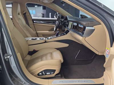 صورة مصغرة 11 لـ 2017 Porsche PANAMERA