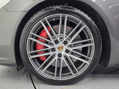 PORSCHE PANAMERA - 6