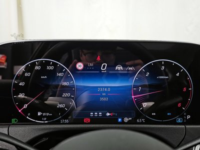 MERCEDES-BENZ E-CLASS - 8