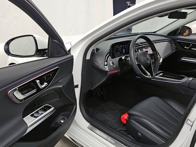 MERCEDES-BENZ E-CLASS - 10