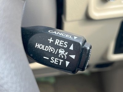 TOYOTA LAND CRUISER PRADO - 8