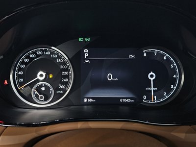 2023 Genesis GV70 — миниатюра 11
