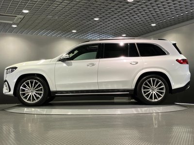 MERCEDES-BENZ GLS - 10