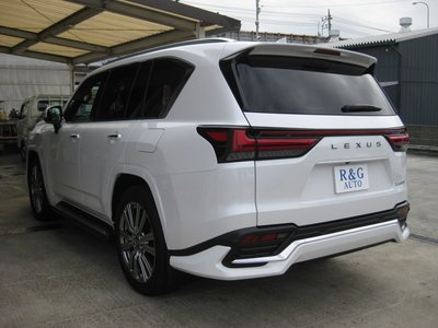 LEXUS LX - 10