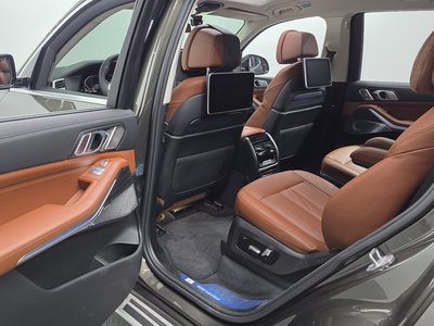 2021 BMW X7 — миниатюра 19