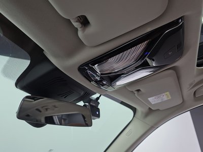 2021 BMW X7 — миниатюра 27