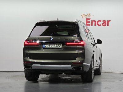 صورة 4 لـ 2021 BMW X7