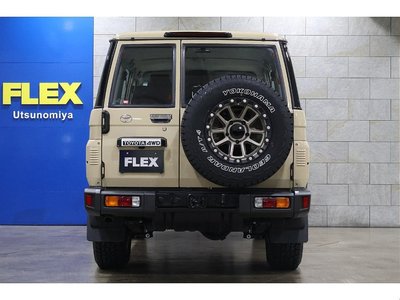 2024 Toyota LAND CRUISER 70 — миниатюра 33