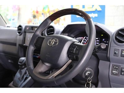 2024 Toyota LAND CRUISER 70 photo 6