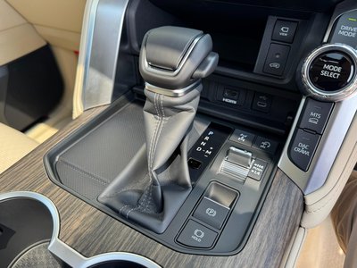 2026 Toyota LAND CRUISER 300 thumbnail 55