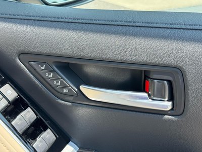 2026 Toyota LAND CRUISER 300 thumbnail 38