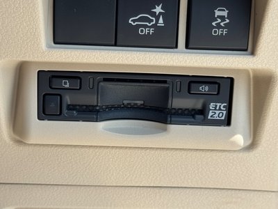 2026 Toyota LAND CRUISER 300 thumbnail 41