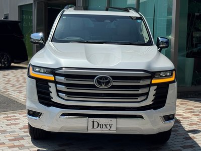 2026 Toyota LAND CRUISER 300 thumbnail 21
