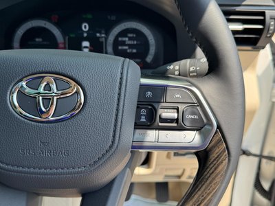 2026 Toyota LAND CRUISER 300 thumbnail 44
