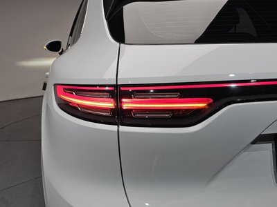 PORSCHE CAYENNE - 10
