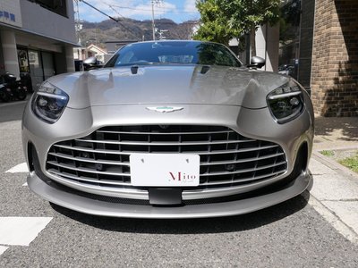 ASTON MARTIN DB12 - 4