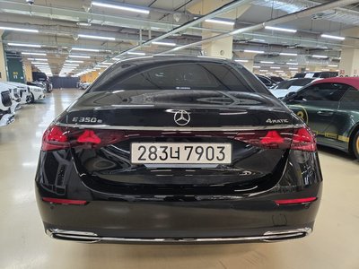 MERCEDES-BENZ E-CLASS - 9