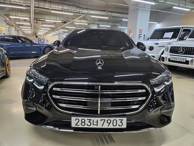 MERCEDES-BENZ E-CLASS - 5