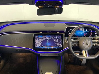 MERCEDES-BENZ E-CLASS - 7