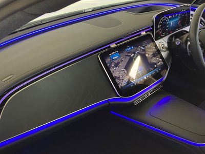 MERCEDES-BENZ E-CLASS - 9