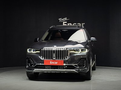 2022 BMW X7 照片 2