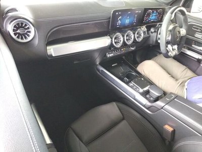 MERCEDES-BENZ GLB - 3