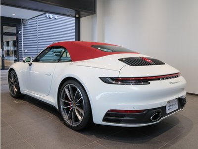 PORSCHE 911 CABRIOLET - 3