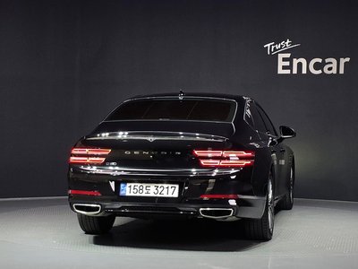 GENESIS G80 (RG3) - 4