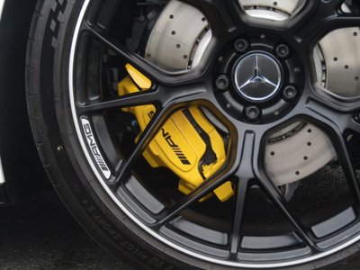 MERCEDES-BENZ GT AMG - 5