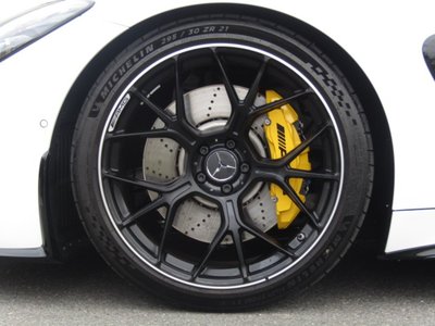 2025 Mercedes-BENZ GT AMG 缩略图 29