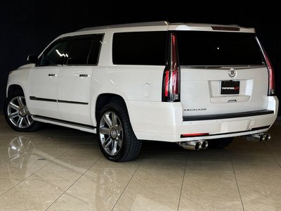 CADILLAC ESCALADE - 8