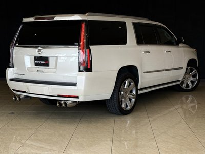 CADILLAC ESCALADE - 7