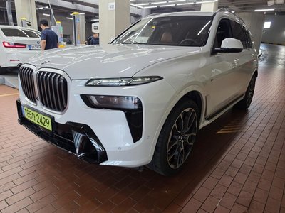 BMW X7 - 1