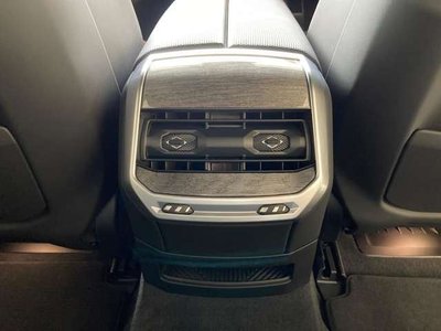 2025 BMW I7 缩略图 24