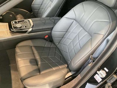 2025 BMW I7 缩略图 19