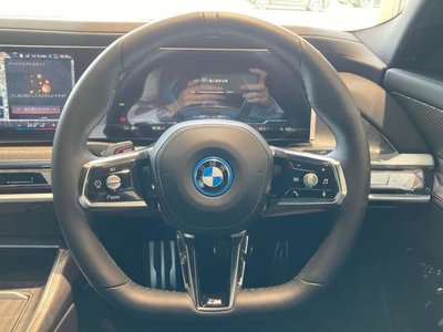 2025 BMW I7 缩略图 30