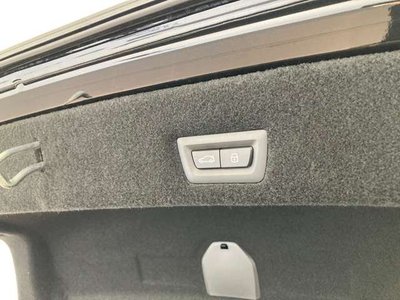 2025 BMW I7 缩略图 14