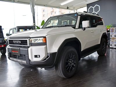 TOYOTA LAND CRUISER 250 - 4