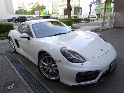 PORSCHE CAYMAN - 1