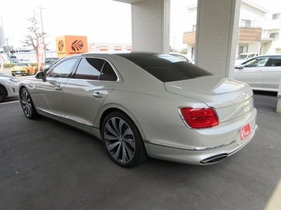 BENTLEY FLYING SPUR - 2