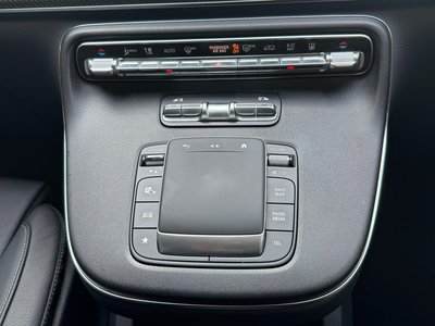 2024 Mercedes-BENZ V-CLASS — миниатюра 19