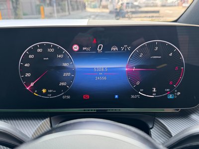 2024 Mercedes-BENZ V-CLASS — миниатюра 29