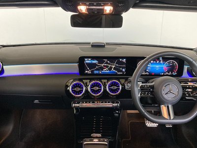 MERCEDES-BENZ CLA - 6