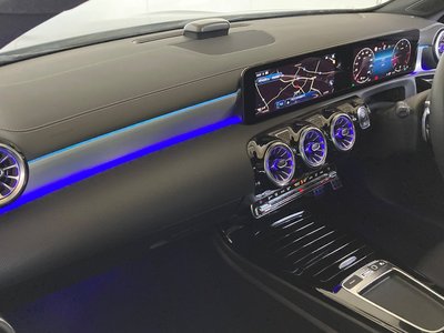 MERCEDES-BENZ CLA - 8