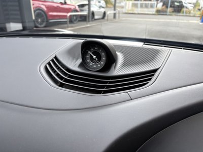 2021 Porsche TAYCAN 照片 21