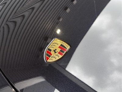 2021 Porsche TAYCAN 照片 31